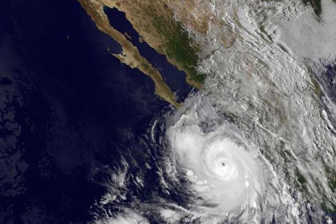 http://www.bcsnoticias.mx/wp-content/uploads/2014/09/huracan-odile-nasa.jpeg