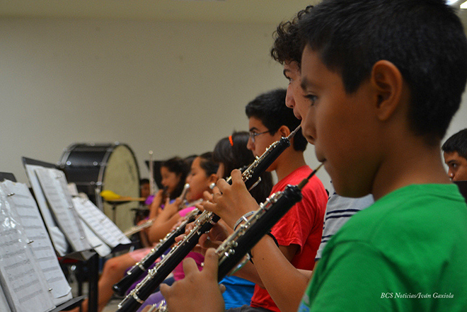 Esperanza Azteca orquesta niños 4