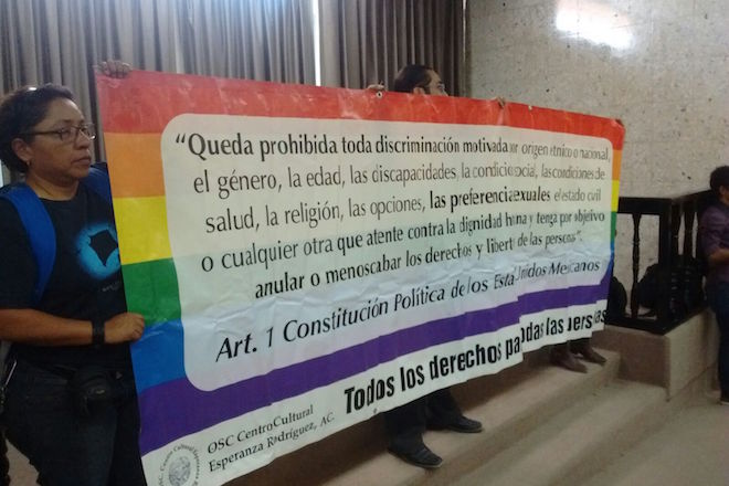 manifestacion gay congreso bcs1