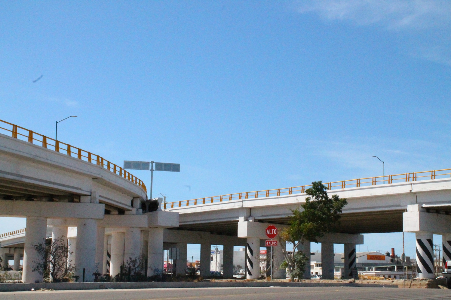 Puente Leona Vicario Cabo San Lucas (2)