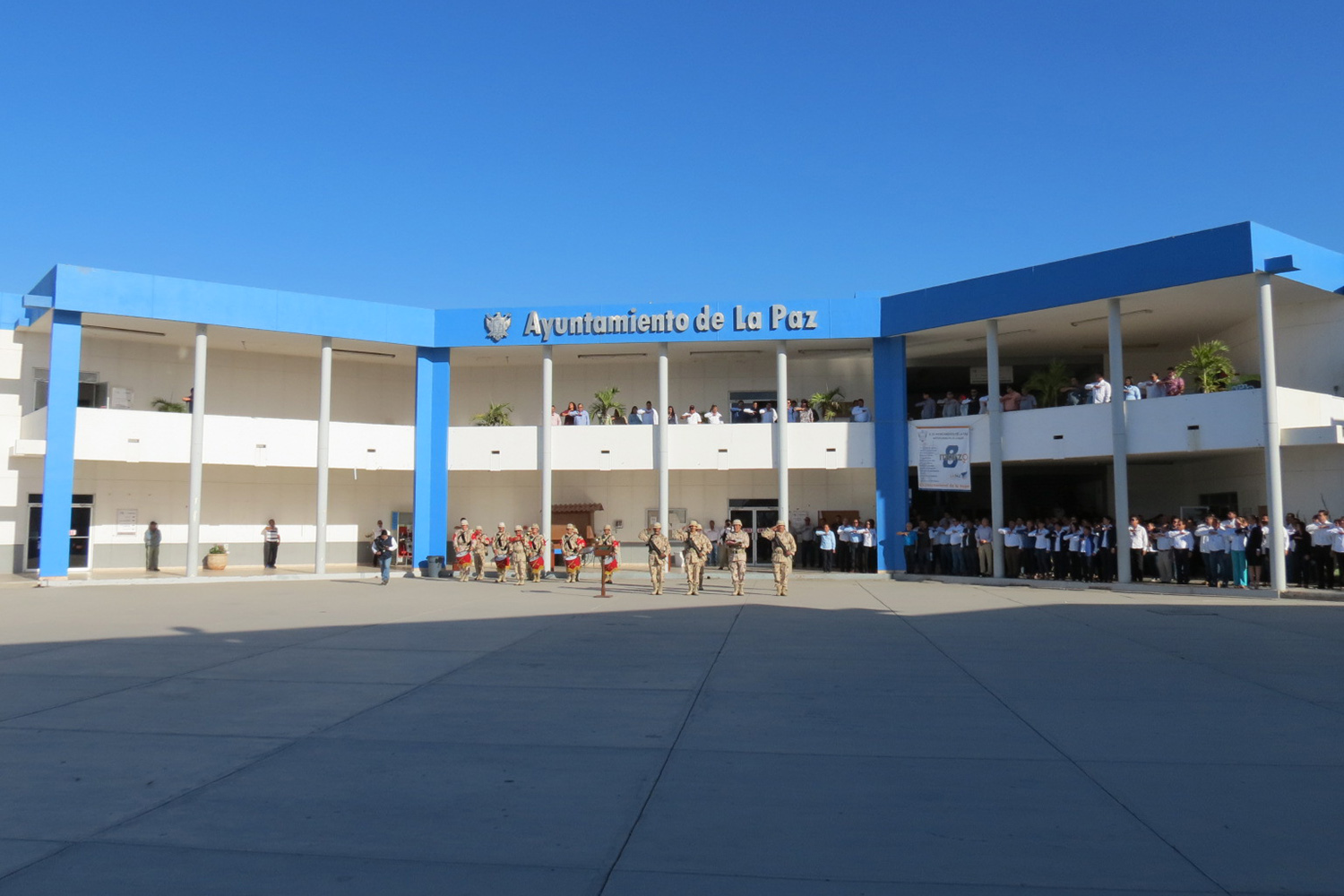 Ayuntamiento de La Paz extenderá plazo para pagar licencias de funcionamiento de negocios