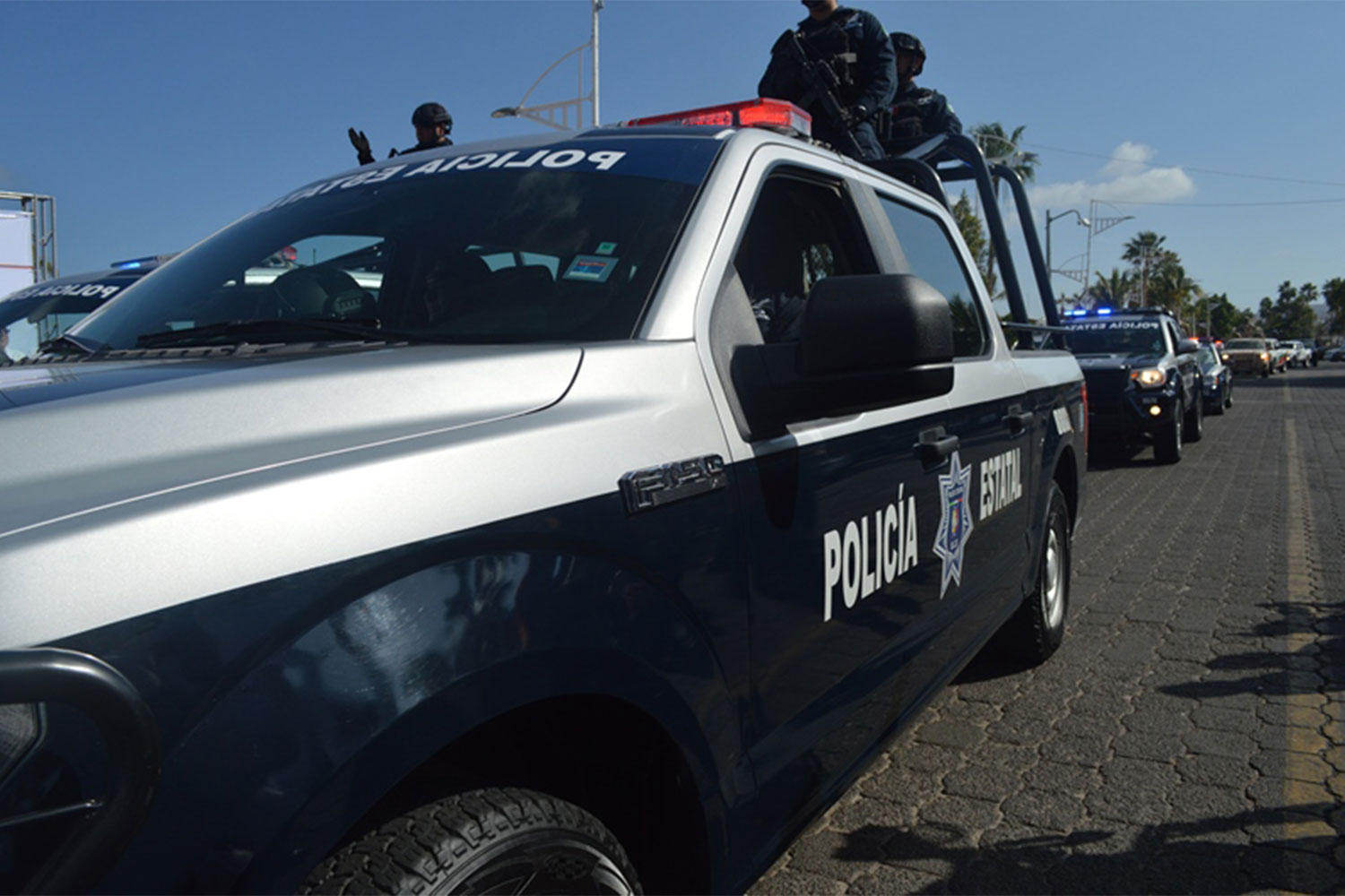Investiga pgr a un detenido en san josé del cabo, por portación de un arma de fuego y drogas - bcs noticias