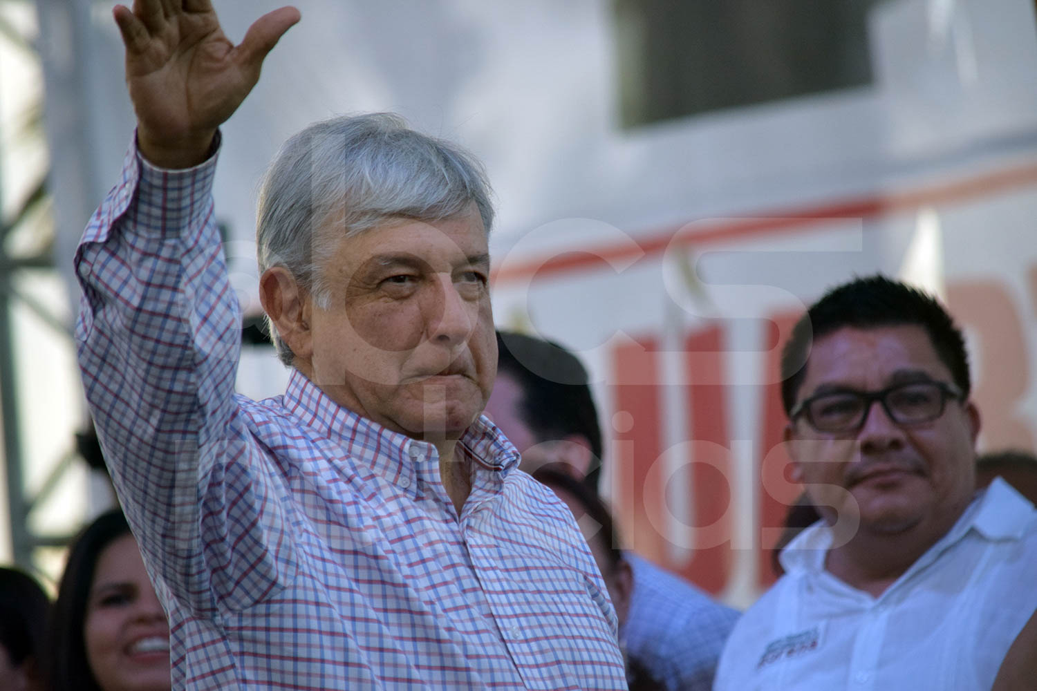 La mitad de los habitantes en bcs desaprueban a lópez obrador; el 39 % lo aprueba: encuesta - bcs noticias