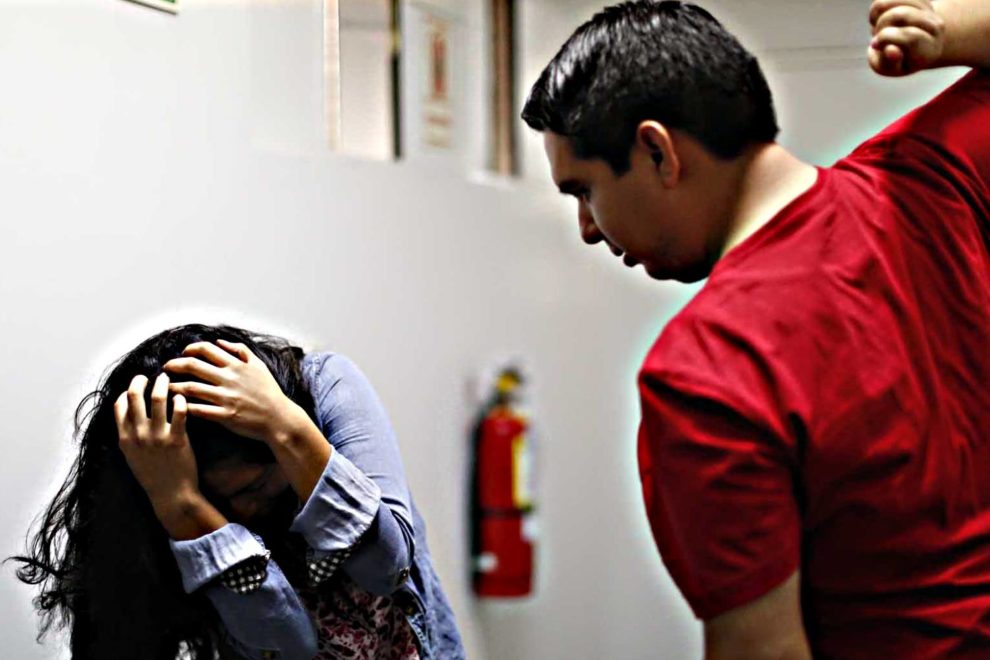 Vinculado por violencia familiar; agredió a su pareja de manera física y psicológica en Los Cabos - BCS Noticias Vinculado por violencia familiar; agredió a su pareja de manera física y psicológica en Los Cabos - BCS Noticias
