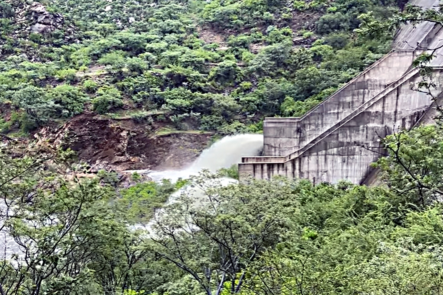 Oomsapas La Paz está autorizado para potabilizar agua de la presa Buena Mujer; quedaría este año
