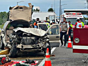 aeropuerto los cabos bomberos los cabos accidente turistas carretera percance vialidad